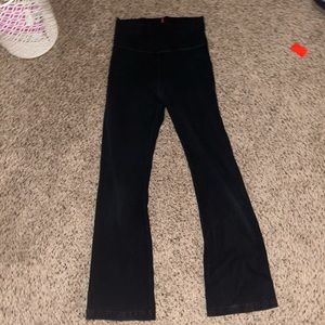 Hard Tail Yoga Leggings - EUC - Size Medium